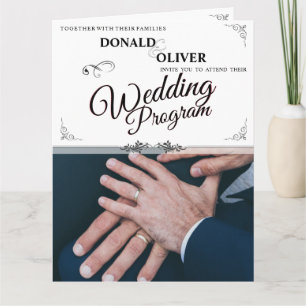 Hände eines schwulen Hochzeitspaares mit Ringen Karte