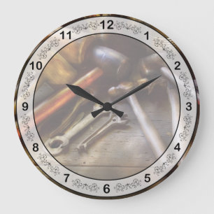 Handel - Handwerker - Eine Sammlung von Hämmern Große Wanduhr