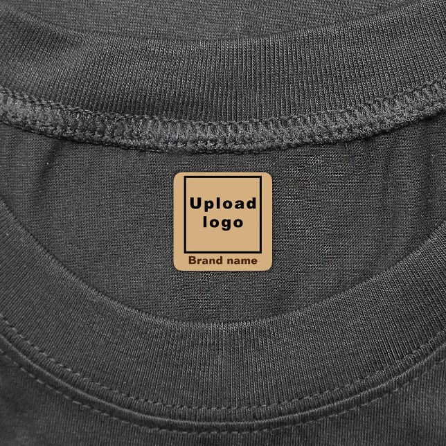 Handelsmarke auf hellbraunem Platz Etiketten (Light brown square clothing label with your business brand)