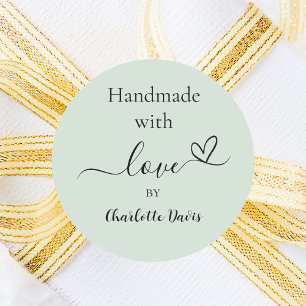 Handgefertigt mit grünem Liebe Runder Aufkleber