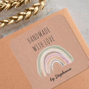 Handgefertigt mit Liebe Boho Regenbogen Kraftpapie Quadratischer Aufkleber