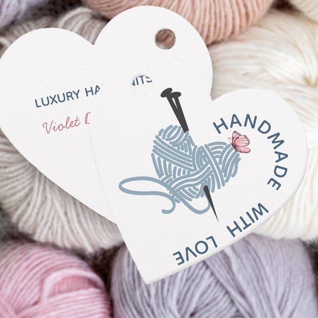 Handgefertigt mit Liebe - Heart Shaped Yarn & Butt Geschenkanhänger (Handmade withe Love .. heart shaped gift tags for handcrafted wool or yarn gifts)