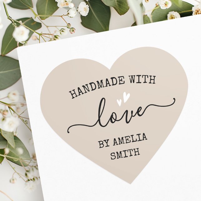 Handgefertigt mit Liebe Herz Name Licht mocha brau Herz-Aufkleber (Handmade with love hearts name light mocha brown heart sticker)