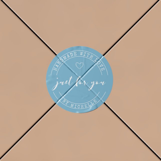 Handgefertigt mit Liebe Light Blue Personalisiert  Runder Aufkleber (Von Creator hochgeladen)