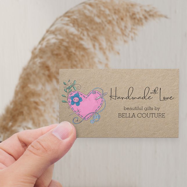 Handgefertigt mit Liebe Niedliches Landherz Rustik Visitenkarte (Horizontal Business Card with cute heart on kraft)