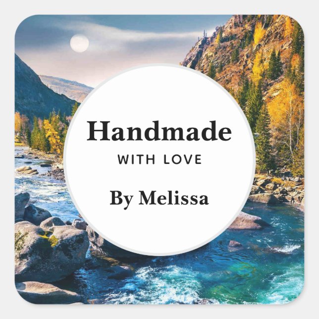 Handgefertigt mit Liebe River and Mountains Landsc Quadratischer Aufkleber (Vorderseite)