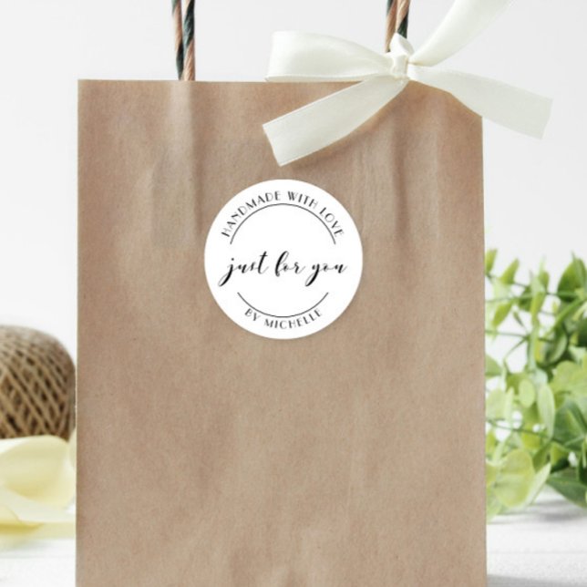 Handgefertigt mit liebevoller, eleganter Aufkleber (Von Creator hochgeladen)