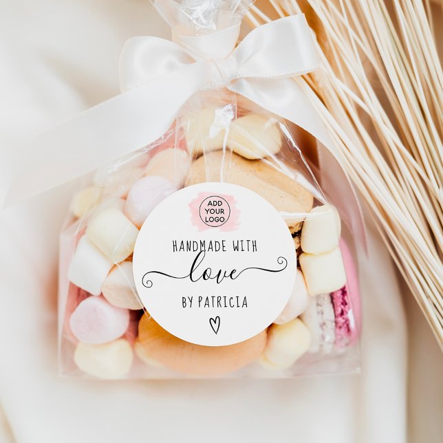 Handgefertigte Liebe-Typografie Rosa Pinselstrich- Runder Aufkleber (Von Creator hochgeladen)