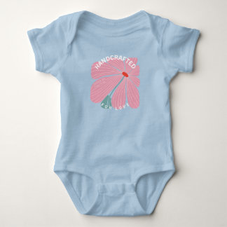 Handgefertigte Mädchenkleidung aus Liebe Baby Strampler