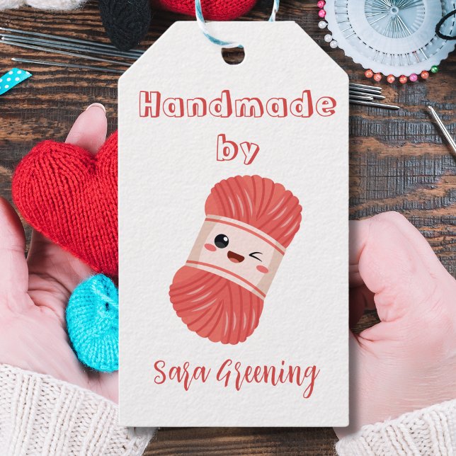 Handgemachte Strickmarke, Pflegeetikett, Made by m Geschenkanhänger (Von Creator hochgeladen)