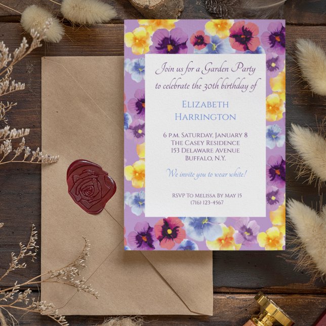 Handgemalte Stiefmütterchen Blumengarten Party Geb Einladung (With its purple background, this pansy wildflower invitation could be for a day or evening event!)