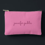 Handgeschriebener Name oder Textvorlage mit rosa F Zubehörtasche<br><div class="desc">Maßgeschneiderte,  moderne,  einfache Vorlagenhandschrift,  Name oder Text-Upload Bilddruckaccessoires / Taschen & Wallets / Kosmetik & Toilettentaschen / Pink Solid Color Accessory Pouch.</div>