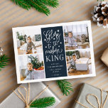 handgeschriebener Ruhm | Weihnachtsfoto-Collage Ca Feiertagskarte<br><div class="desc">Die moderne typografische Urlaubskarte zeigt vier Ihrer liebsten Fotos in quadratischer Form, wobei "Ruhm zum Neugeborenen" in weißem, handgeschriebenem Stil auf dem reichen Mitternachtsblau zentriert ist. Personalisieren Sie Ihre persönliche Weihnachtsbotschaft mit Ihrem Familiennamen, Ihren individuellen Namen und/oder Ihrer individuellen Weihnachtsbotschaft. Karten kehren zu einem Muster aus weißem Schnee und Sternen...</div>