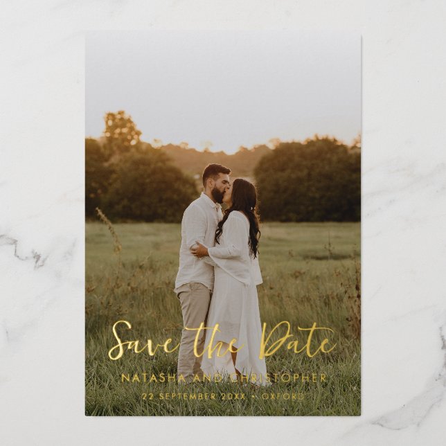 Handgeschriebenes Overlay-Foto Save the Date Gold Folieneinladung (Vorderseite)