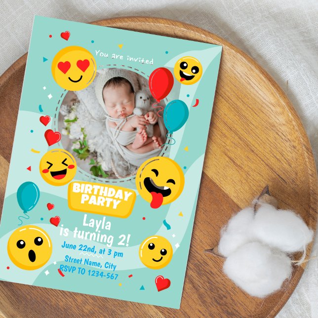 Handgezeichnet Emoji mit Foto Geburtstagsparty Einladung (Hand-drawn Emoji With Photo Birthday Party Invitation)