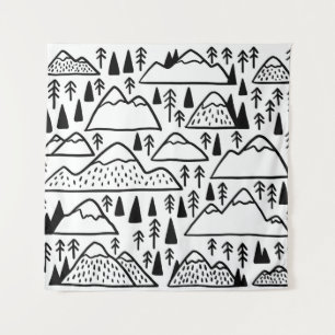 HandGezeichnet Vintage Berge und Bäume. Wandteppich