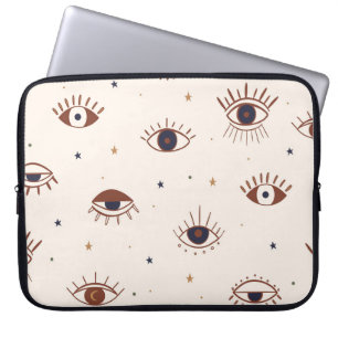 Handgezeichnete Augen Mystisches Nahtloses Muster. Laptopschutzhülle