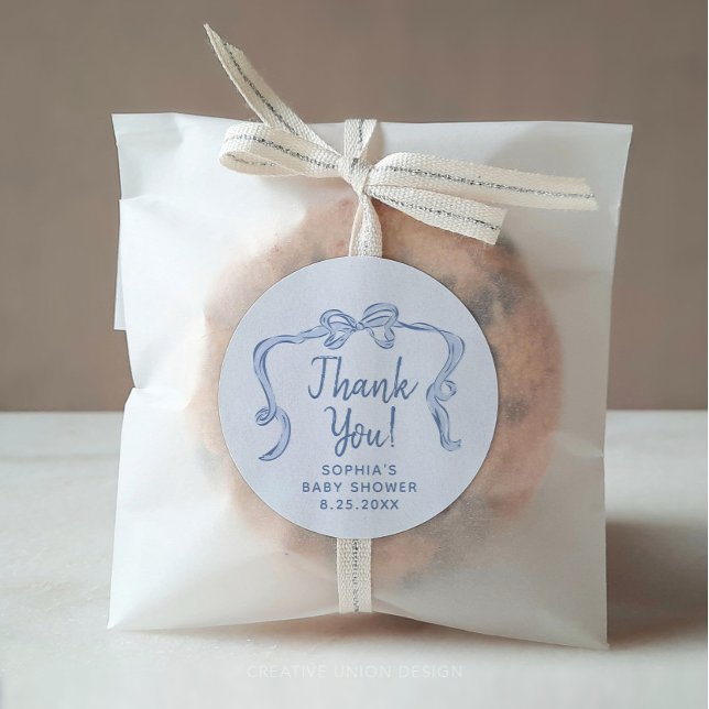 Handgezeichnete Blue Bow Boy Baby Shower Pflegeauf Runder Aufkleber (Von Creator hochgeladen)