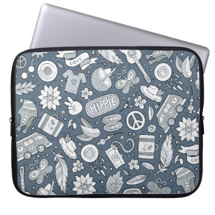 Handgezeichnete Cartoon-Hippie-Kritzeleien nahtlos Laptopschutzhülle