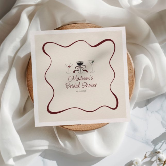 Handgezeichnete Cocktails Wavy Frame Brautparty Serviette (Von Creator hochgeladen)