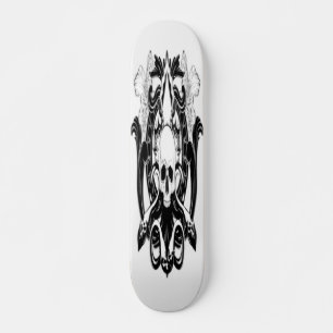 Handgezeichnete Darstellung des Schädels und des T Skateboard