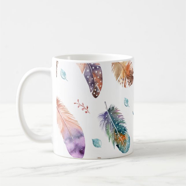 Handgezeichnete Federn: Weißes Hintergrundmuster Kaffeetasse (Links)