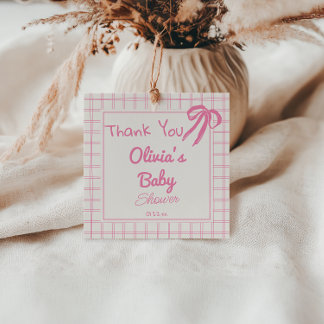 Handgezeichnete rosa Schleife Gingham-Baby-Mädchen Geschenkanhänger