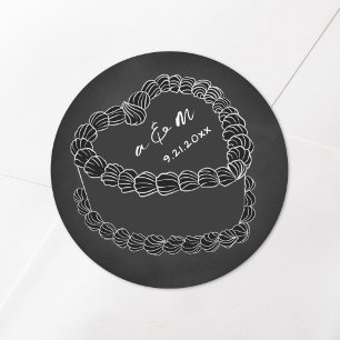 Handgezeichnete Vintage-Torte-Kreidetafel-Hochzeit Runder Aufkleber