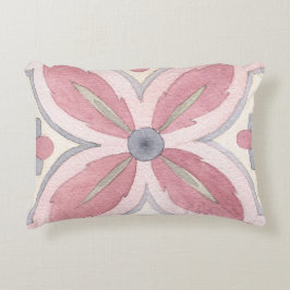 Handgezeichnetes Blumenmuster in Aquarellfarbe ros Dekokissen