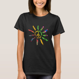 Handgezeichnetes ethnisches Friedenszeichen Hippie T-Shirt