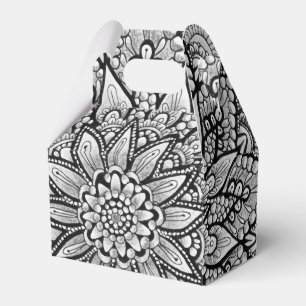 Handgezeichnetes Stift-Mandala-Design Geschenkschachtel
