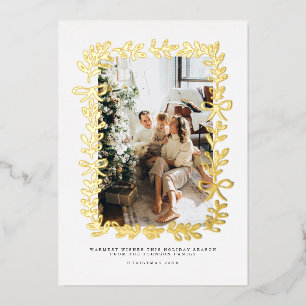 Handgezeichnetes Weihnachtsfamilienfoto mit skurri Folien Feiertagskarte