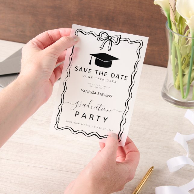 Handgezogene Doodles Abschluss Save the Date (Handgehalten)