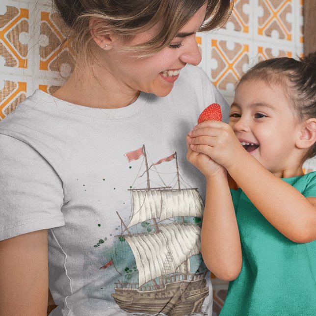 Handgezogenes Schiff mit Bow-Welle auf Splash-Hint T-Shirt (Hand Drawn Ship shirt)