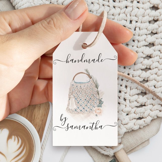 Handmade by Name with Care Instructions Macrame Geschenkanhänger (Handmade hang tags with boho boutique macrame or crochet bag)