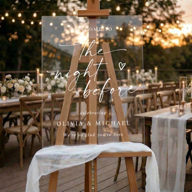 Handschrift-Skript-Herz-Hochzeitsprobe-Willkommen Acrylschild (White acrylic rehearsal dinner welcome sign with handwriting and heart saying “the night before”)