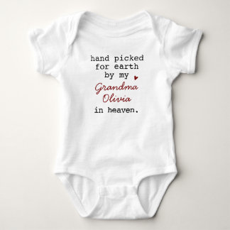 Handverlesen für die Erde Oma im Himmel Custom Baby Strampler
