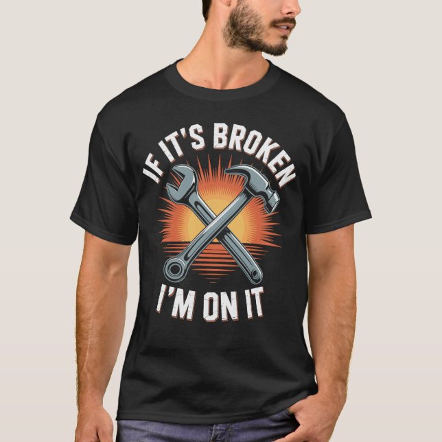 Handwerker im Einsatz T-Shirt (Vorderseite)