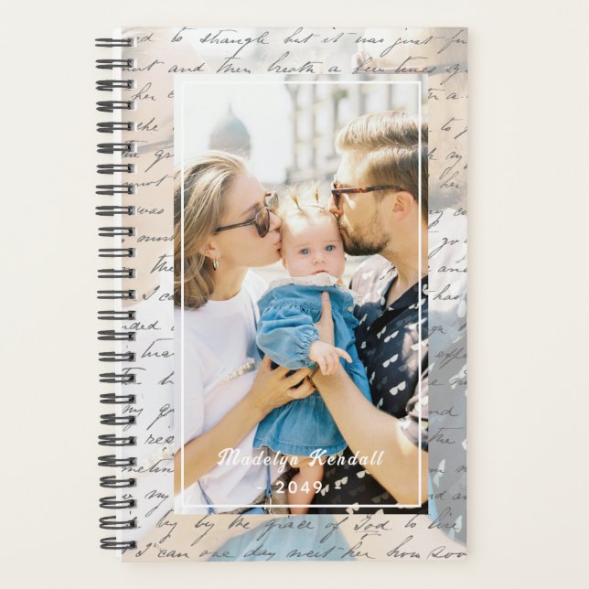 Handwritten Script Family Photo Personalized Planer (Vorderseite)