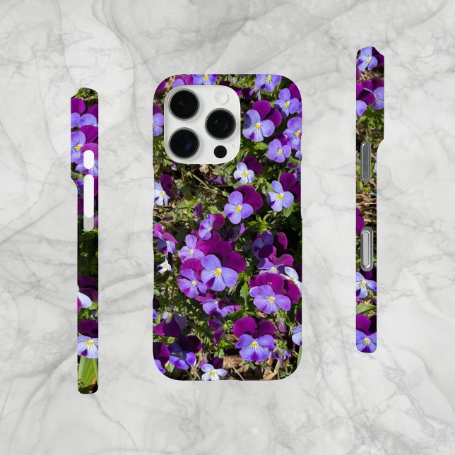 Handy-Fall: Violetfeld in Holland Case-Mate iPhone Hülle (Original photo, taken in Holland. Field of violets. iPhone Case-Mate cell phone case.)