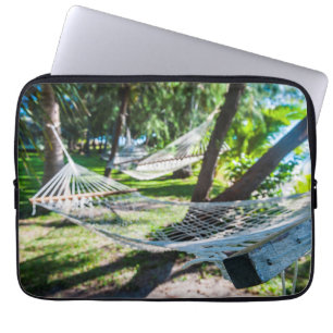 Hängematte am Strand, Fidschi Laptopschutzhülle