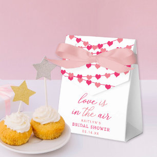 Hängende Herzchen-Liebes-Hochzeitsdusche Geschenkschachtel