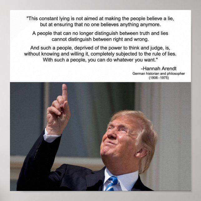 Hannah Arendt Quote Poster (Vorne)