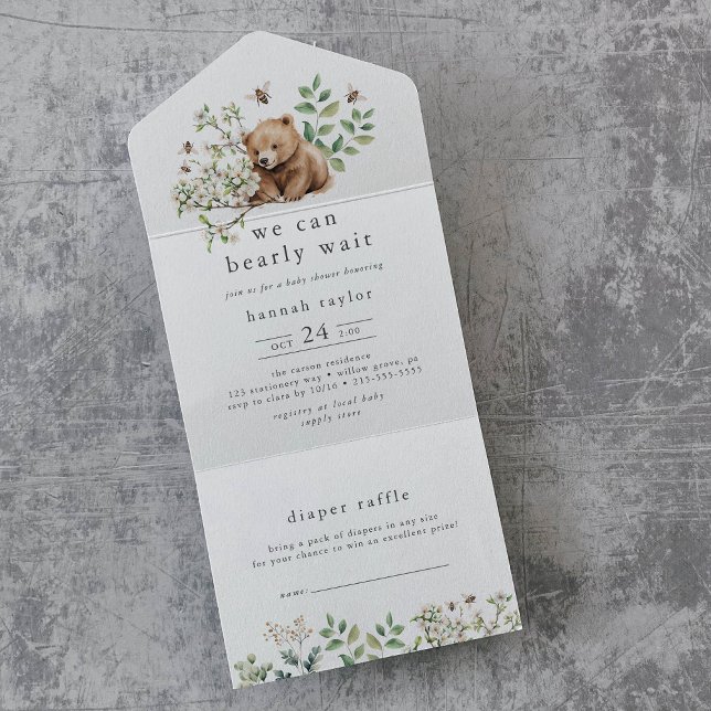 HANNAH Bear Woodland Diaper Raffle Baby Dusche All In One Einladung (HANNAH Bear Woodland Diaper Raffle Baby Shower All In One Invitation)