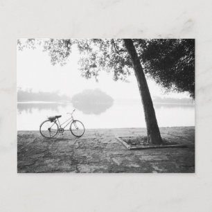 Hanoi Vietnam, Bicycle & Bay Mau Lake Lenin Park Postkarte