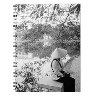 Hanoi Vietnam, Blick auf den Hoan-Kiem-See (NR) Notizblock