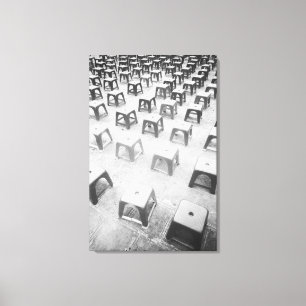 Hanoi Vietnam, Plastikstühle im Tempel der Leinwanddruck