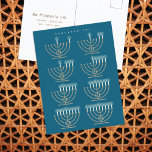 Hanukkah 101 Holiday Postcard Feiertagspostkarte<br><div class="desc">Ein Diagramm von Hanukkiyahs,  das die Reihenfolge der Kerzen zeigt.</div>