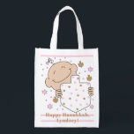 Hanukkah Baby Girl Tote Bag Wiederverwendbare Einkaufstasche<br><div class="desc">Happy Baby Girl, weiße 2-seitige Tasche. Alle Designelemente können bearbeitet werden. Alle bearbeitbaren Texte können gelöscht und durch eine eigene Nachricht ersetzt werden. Verwenden Sie Ihre Lieblingsfarbe, Schriftart und Stil. Happy Hanukkah/Chanukah! Stil: Wiederverwendbare Beutel Grün gehen und retten den Planeten mit unserer wiederverwendbaren Lebensmitteltasche! Diese Tasche ist aus einem leichten...</div>