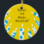 Hanukkah Blau/Gelbe Kerzen Ornament<br><div class="desc">Hanukkah Blue/Yellow Candles Ornament. Personalisieren Sie jede Seite,  indem Sie vorhandenen Text löschen und Ihren eigenen Text mit Ihrem bevorzugten Schriftart Stil,  Farbe und Größe hinzufügen. Happy Hanukka! Danke fürs Einkaufen und vorbei kommen!</div>